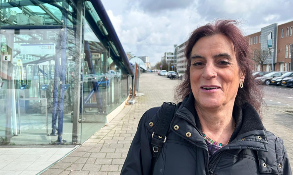 Juliette Donkers op een markante plek in Nieuwland.